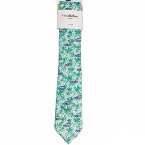 Goodfellow & Co Men's Necktie Green Palm Trees and Cars Dress Tie